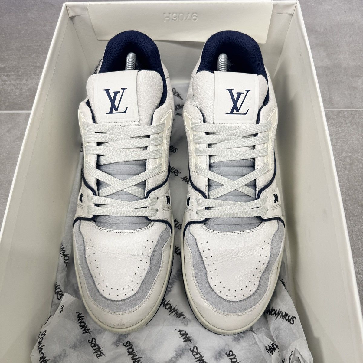 Louis Vuitton Louis Vuitton 1ABFAF #54 Trainers Marine White RRP £995 Size US 9 / EU 42 - 5 Thumbnail