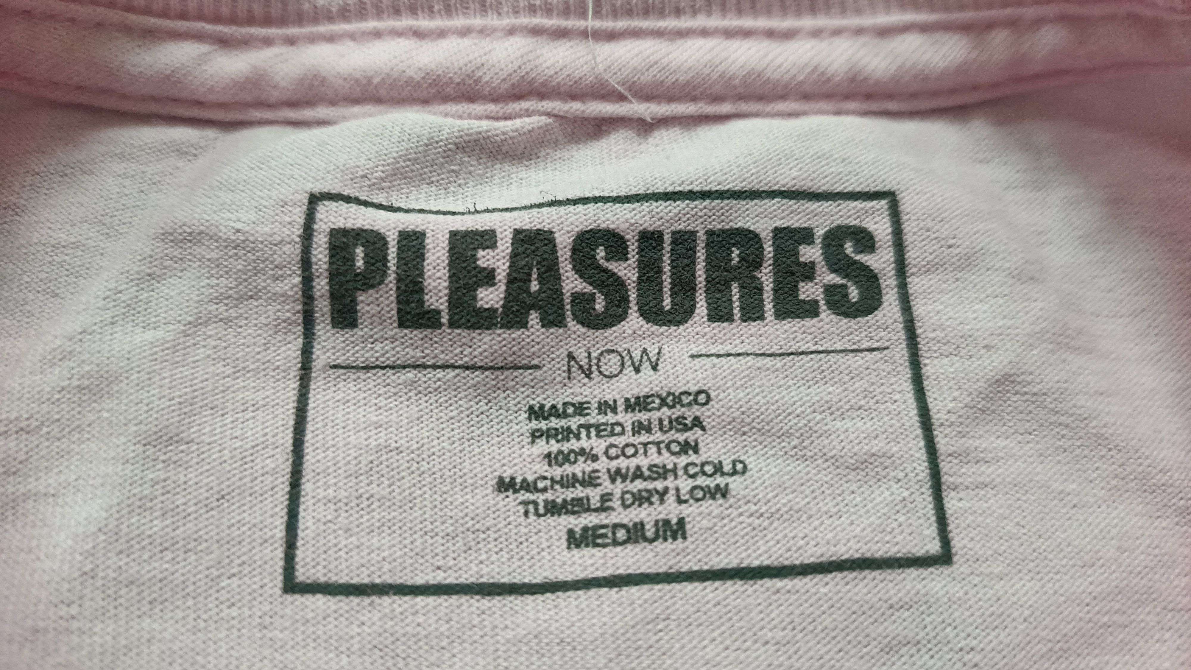 Pleasures 🔥🔥 Pleasures Panic Is A Human Trait Tee Size US M / EU 48-50 / 2 - 4 Thumbnail