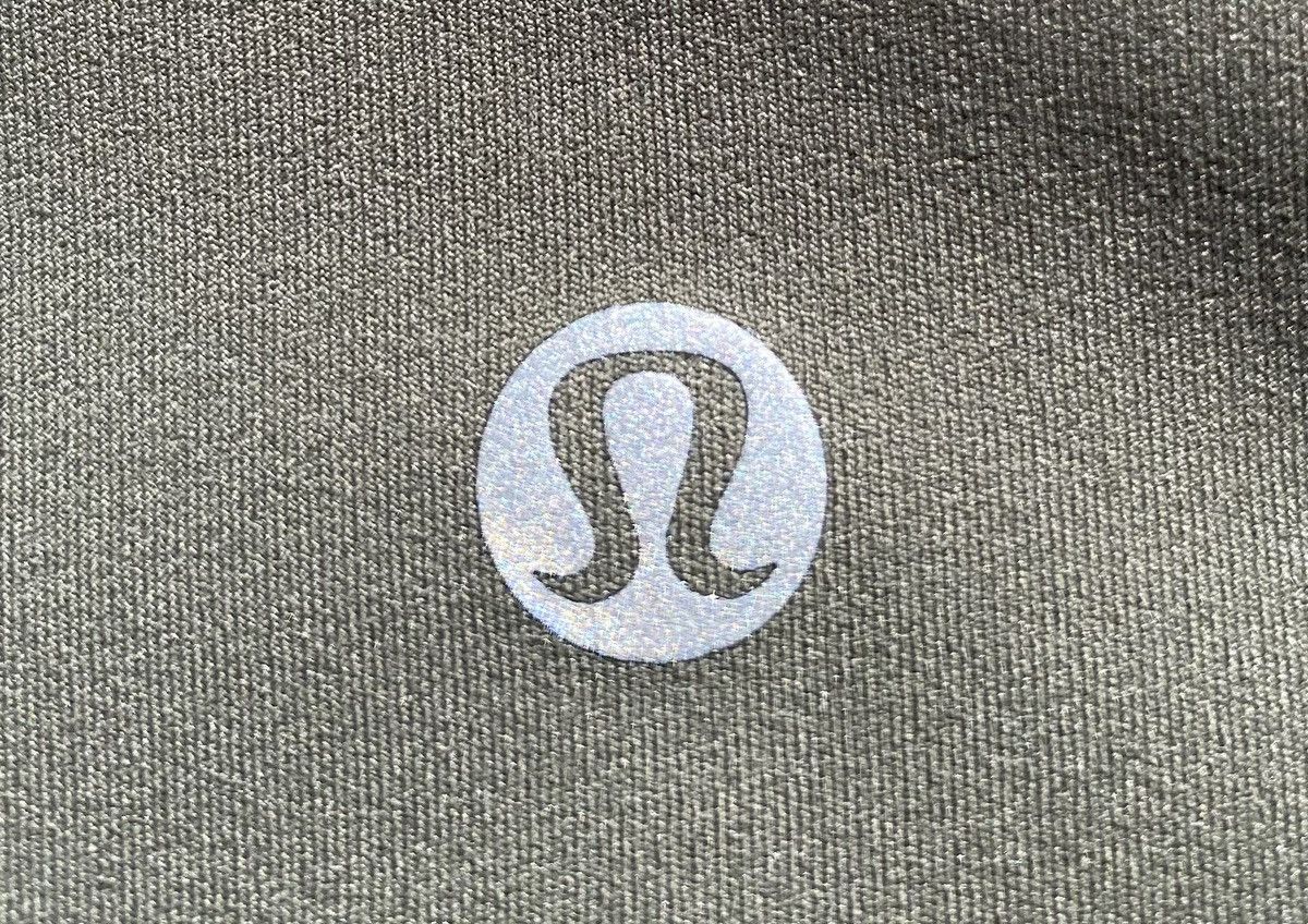 Lululemon Lululemon Align High Rise Mini Flared Leggings 6 Grey Sage Size 28" / US 6 / IT 42 - 5 Thumbnail