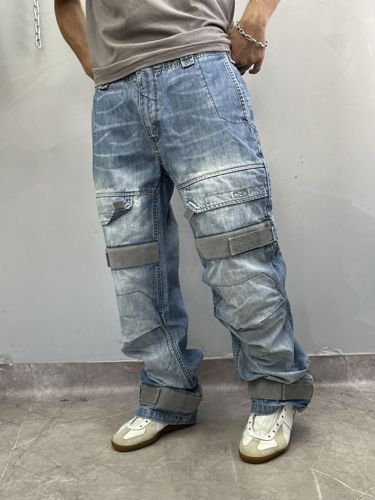 Diesel Diesel cargo denim distressed jeans y2k avant garde Size US 34 / EU 50 - 1 Thumbnail
