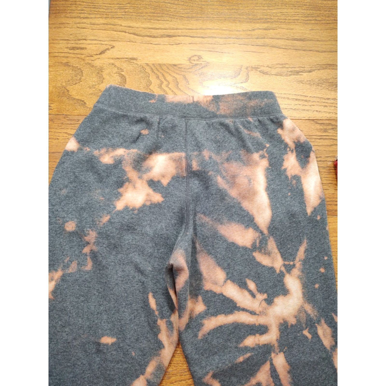 Under Armour Under Armour Sweatpants Tie Dye Gray Mens Drawstring Athletic Loose Fit L 30in Inseam Pants Size US 33 - 4 Thumbnail