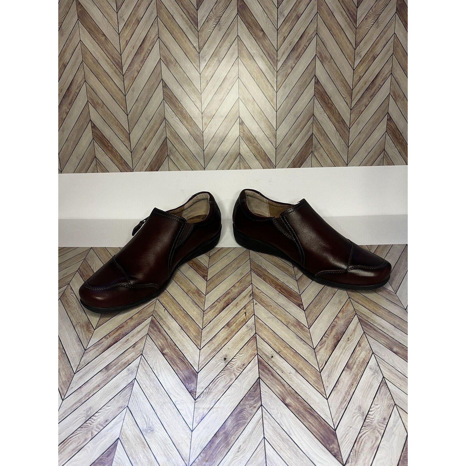 Taos Taos CHARACTER Womens Size 9.5W Whiskey Slip On Loafers Shoe Size US 9.5 / IT 39.5 - 7 Thumbnail
