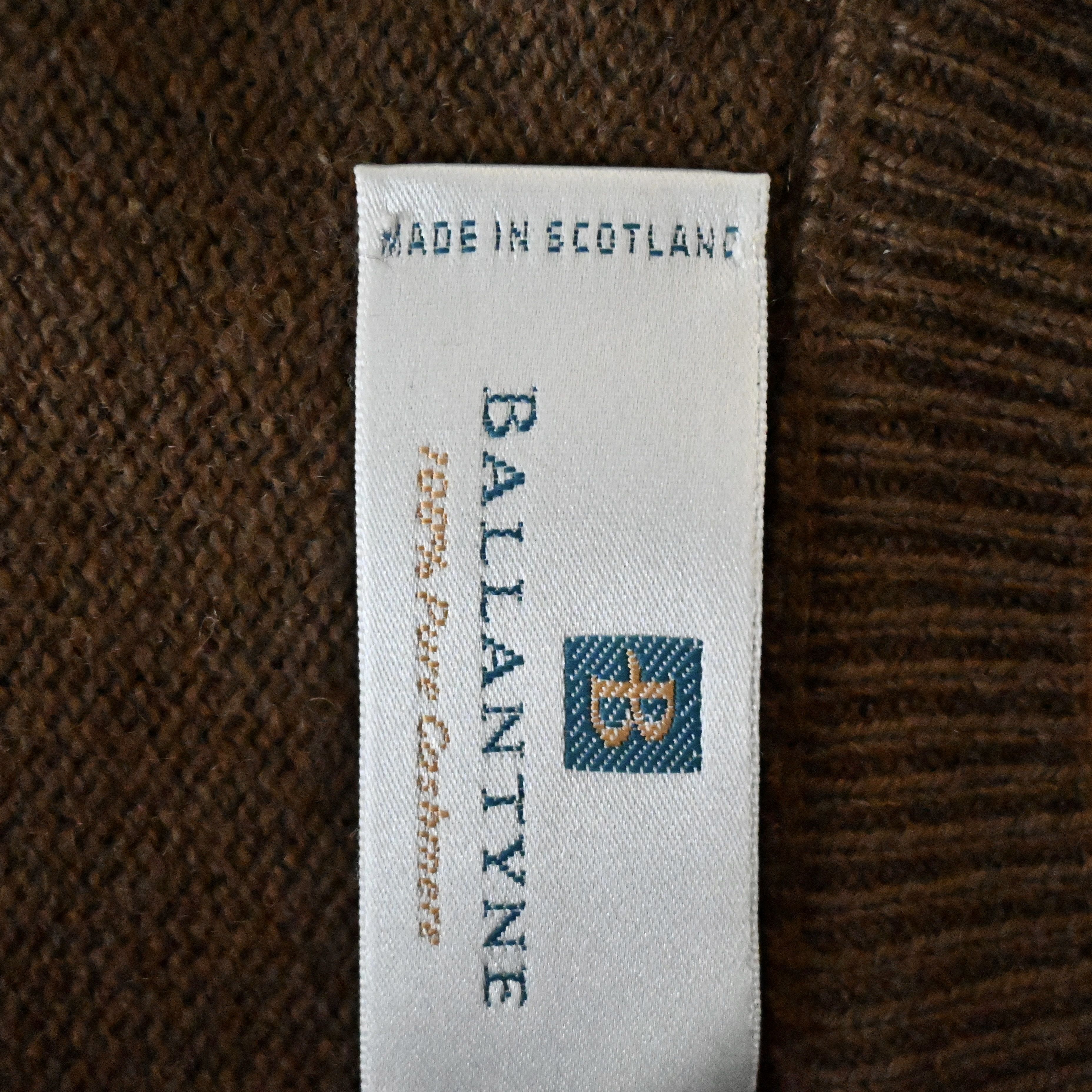 Ballantyne Ballantyne pure cashmere knit vest made in Scotland, size 40 Size US M / EU 48-50 / 2 - 11 Thumbnail