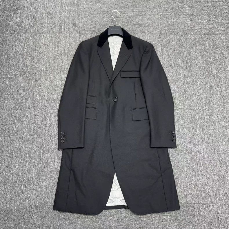 Thom Browne Thom Browne Embroidered full-printed wool coat inside 2503- Size US L / EU 52-54 / 3 - 1 Thumbnail