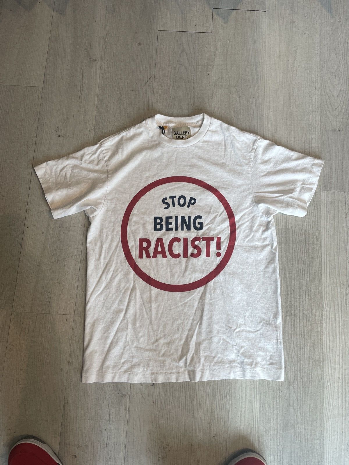 Gallery Dept. Gallery Dept. Stop Being Racist T-Shirt White S Size US S / EU 44-46 / 1 - 1 Thumbnail