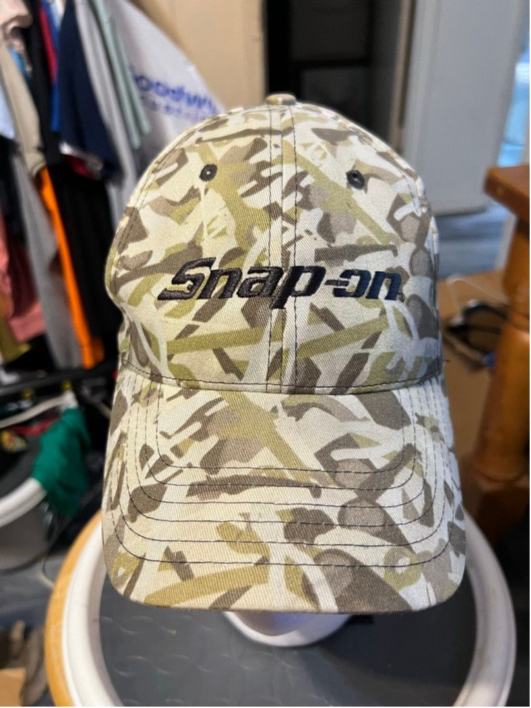 Vintage Vintage Snap-on Camo Adjustable Baseball Cap One Size Size ONE SIZE - 1 Thumbnail