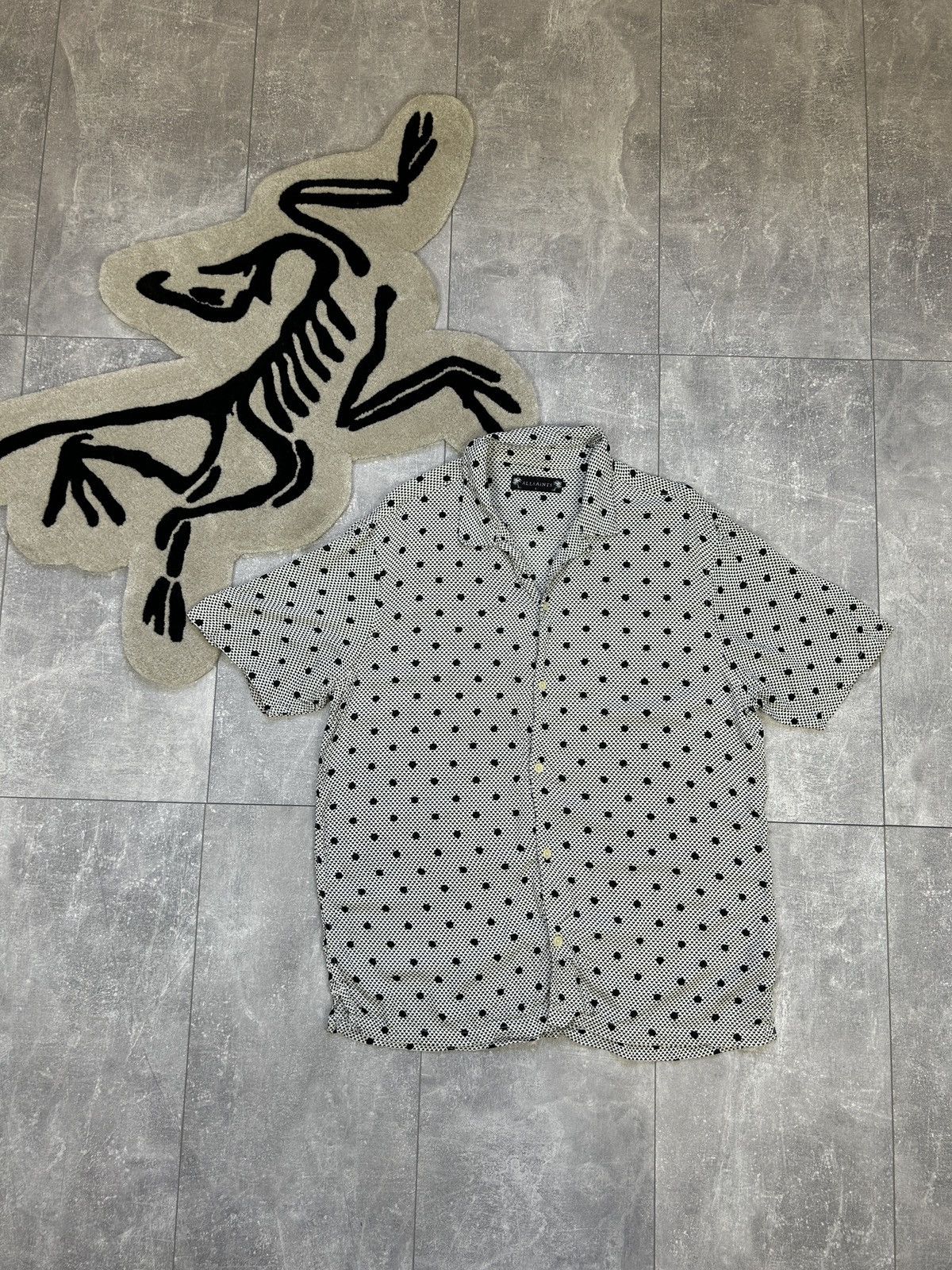 Allsaints Mens AllSaints Hawaiian amour SS Shirts button up luxury y2k Size US L / EU 52-54 / 3 - 1 Thumbnail