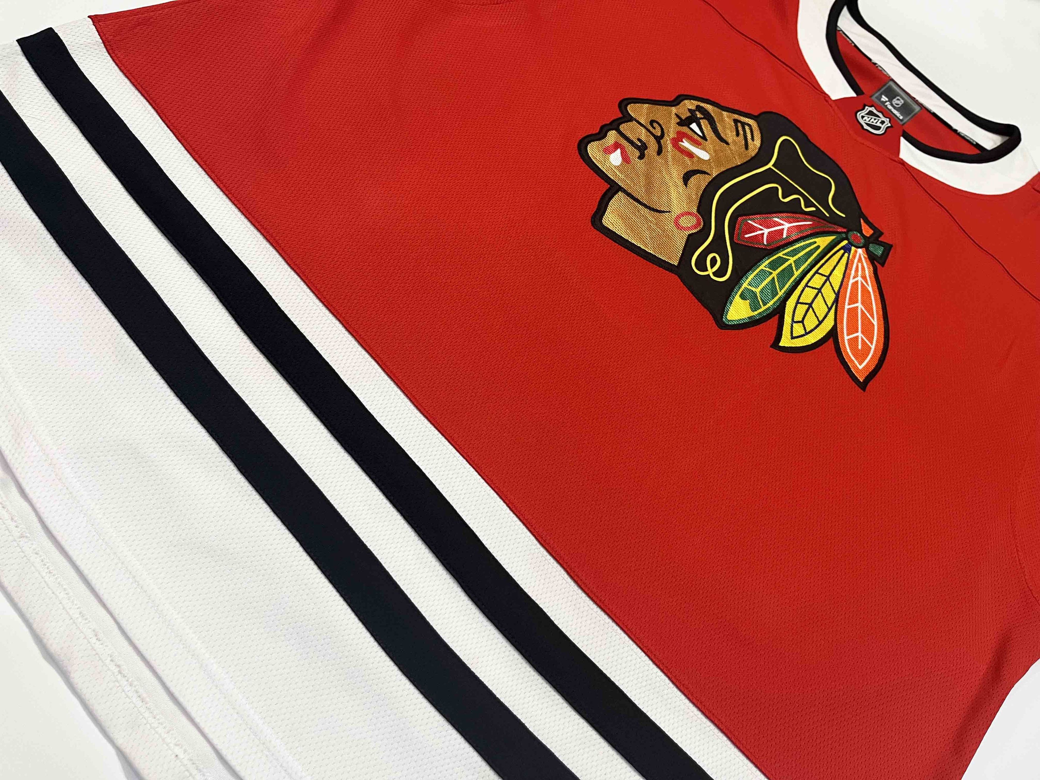 NHL Fanatics Chicago Blackhawks KEITH #2 NHL Hockey Jersey Size US XXL / EU 58 / 5 - 8 Thumbnail