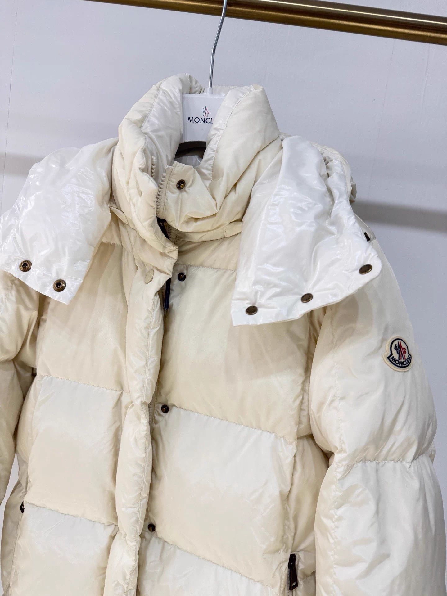 Moncler Moncler New White Chalk Long Down Coat Size S / US 4 / IT 40 - 3 Thumbnail