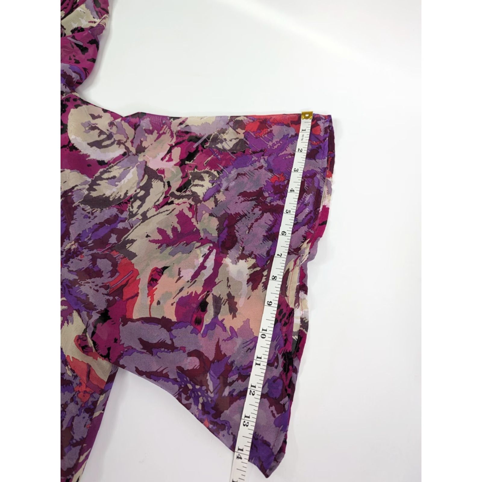 Vintage Maggie Barnes Purple Abstract Top Womens Size 3X 26/28 Short Sleeve Ruffle Blouse V-Neck Paisley Flutter Sleeve Polyester Plus Shirt Size XXL / US 16-18 / IT 52-54 - 7 Thumbnail