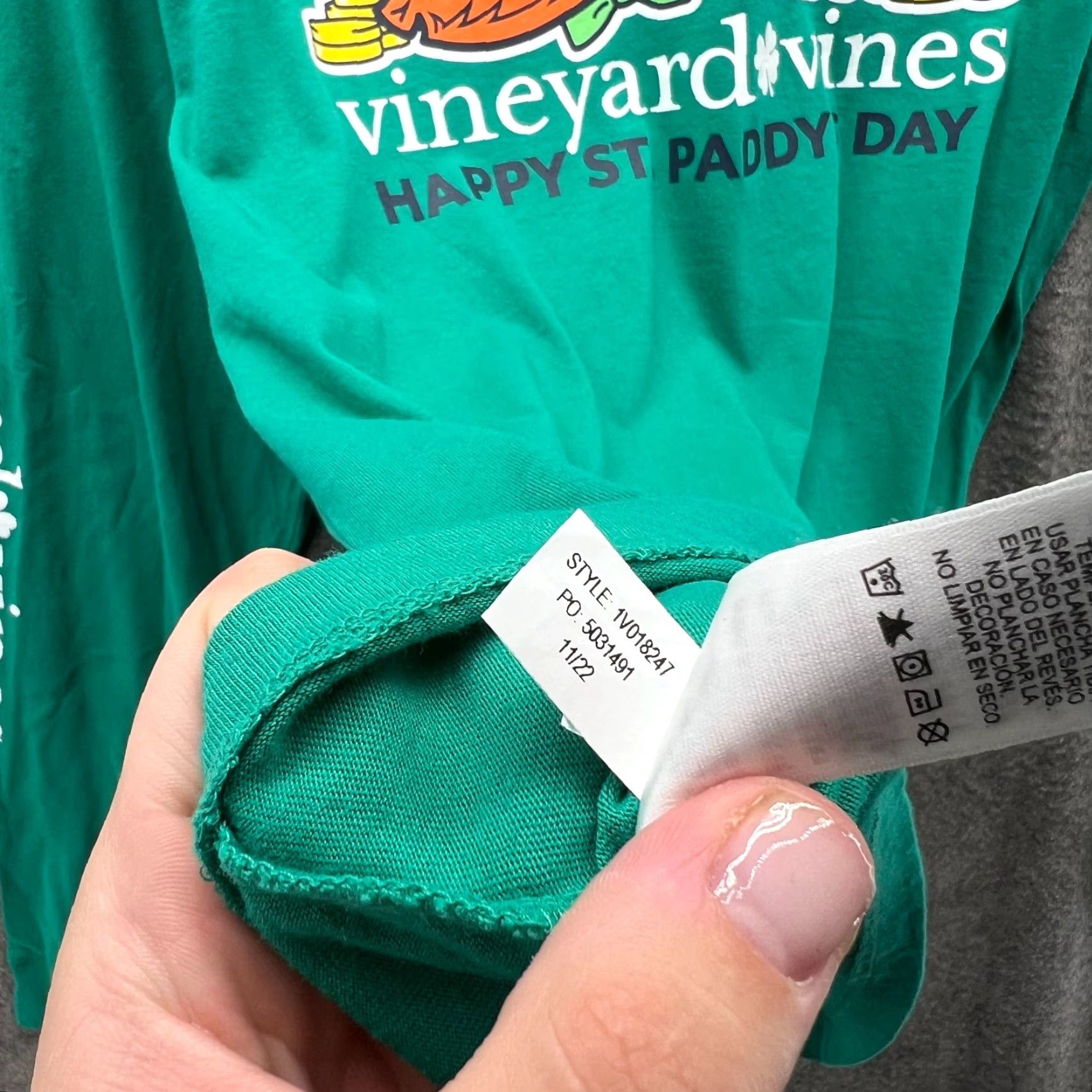 Vineyard Vines Vineyard Vines Shirt Mens Small Green Crewneck Whale Pocket Tee St Paddys Day Shirt Mens Small Green Crewneck Whale Pocket Tee Size US S / EU 44-46 / 1 - 5 Thumbnail