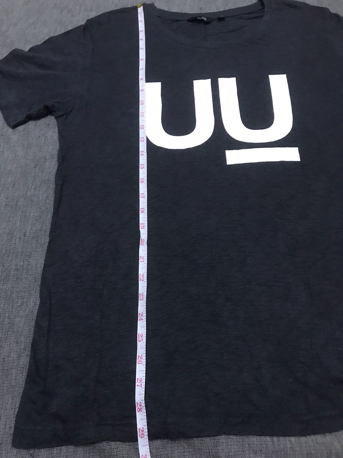 Uniqlo Undercover Big Logo