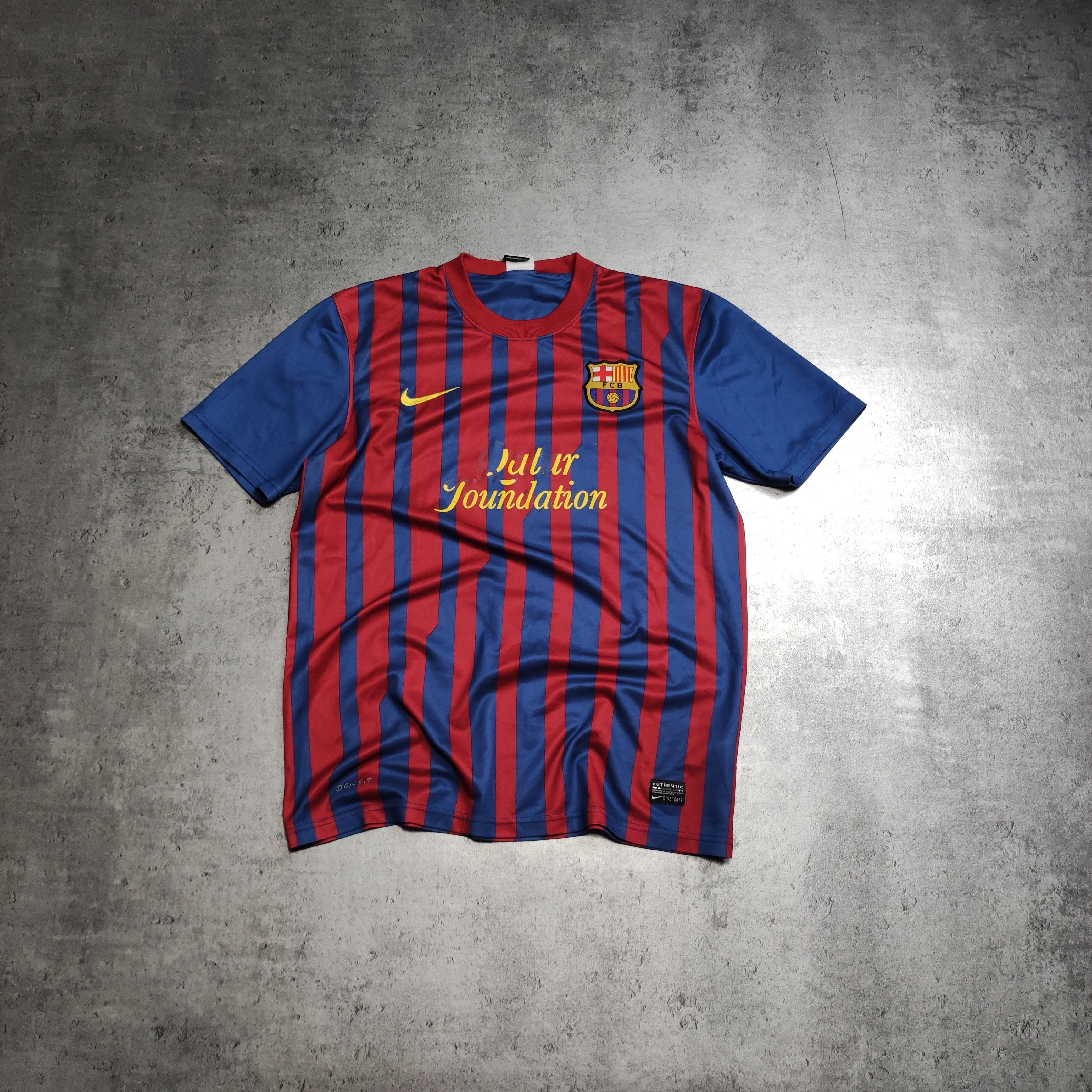 Nike RARE FC Barcelona x Nike Football 2011/12 Home Jersey Size US M / EU 48-50 / 2 - 1 Thumbnail