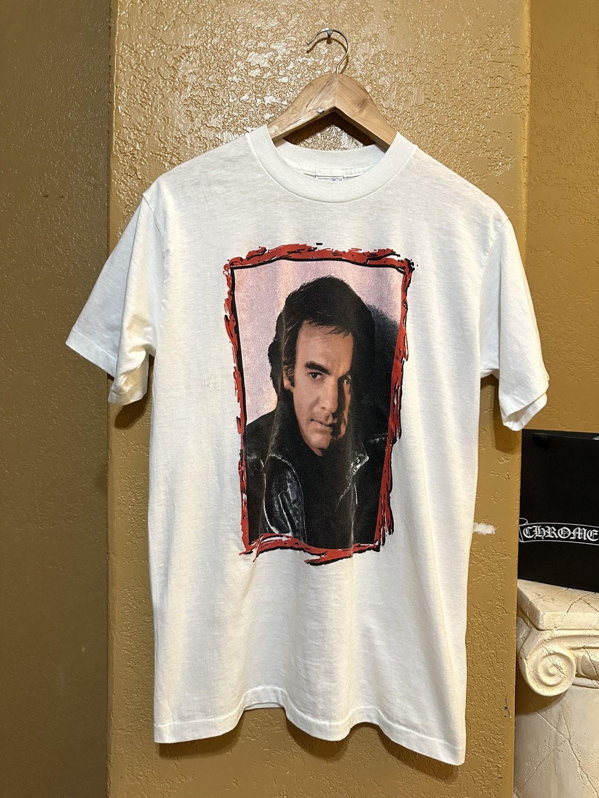 Vintage 1986 Neil Diamond The Greek Theatre LA tee shirt Size US XL / EU 56 / 4 - 1 Thumbnail