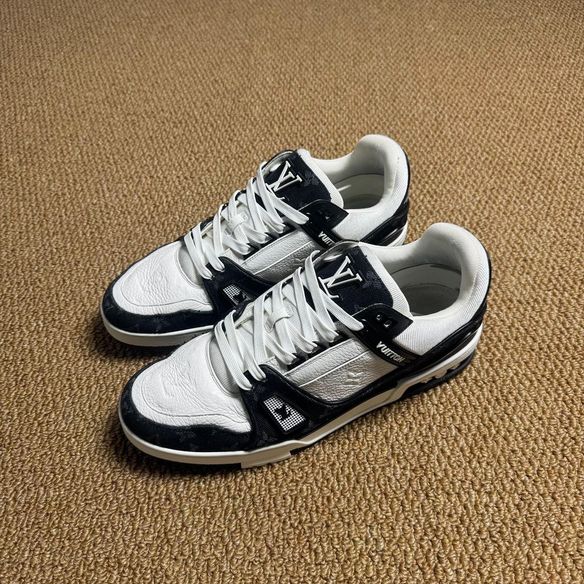 Louis Vuitton Louis Vuitton LV Trainer Low-Top Sneakers Size US 10 / EU 43 - 1 Thumbnail