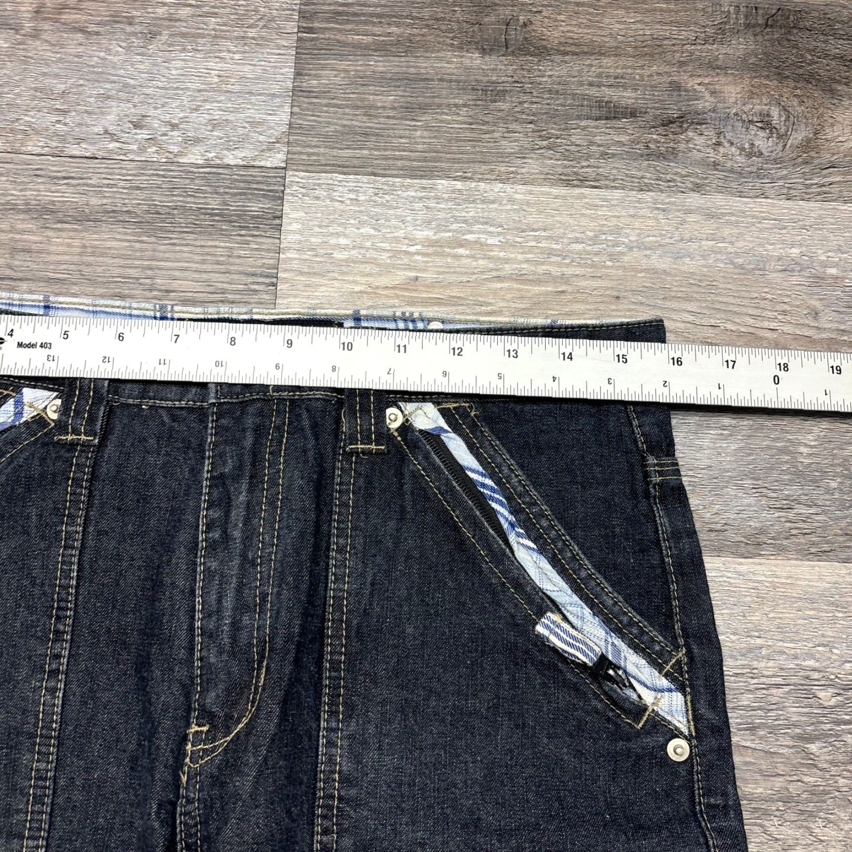 Vintage VINTAGE Raiders Infamous Blue Dark Wash Womens 16 Plaid Trim Straight Leg Jeans Size 38" / US 16 / IT 52 - 7 Thumbnail