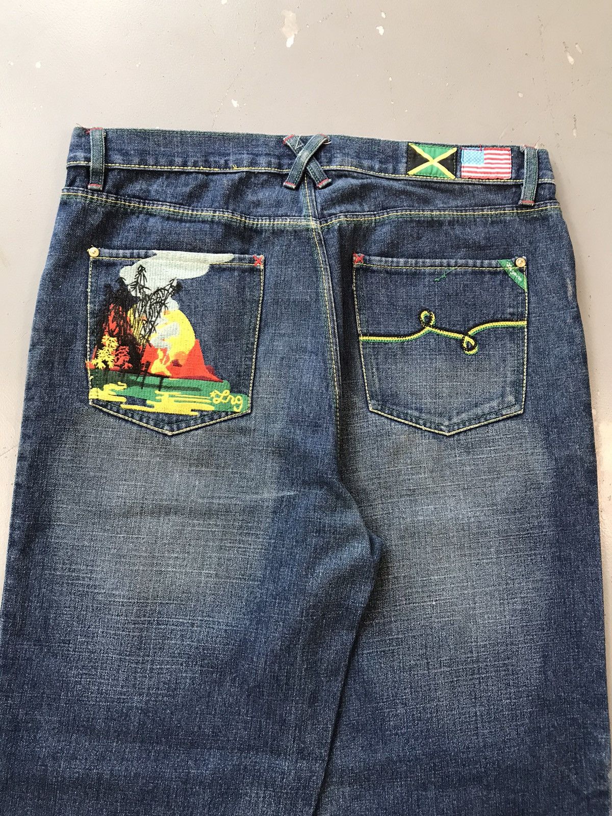 LRG × Vintage Vintage LRG crazy sunset embroidered denim Size US 38 / EU 54 - 11 Thumbnail