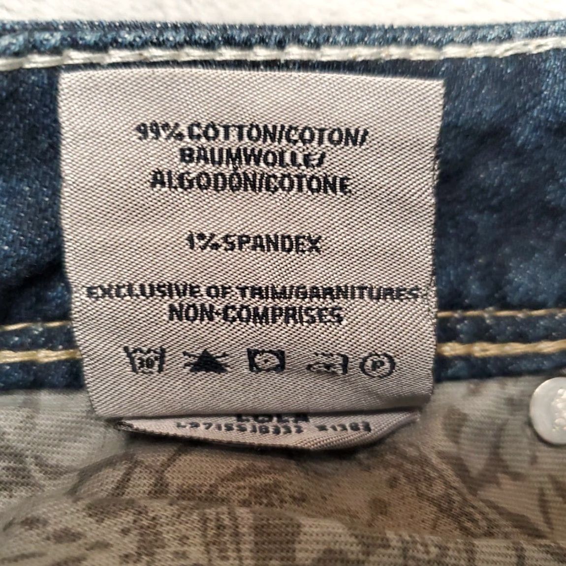 Silver Jeans Co. VINTAGE Silver Jeans Womens 26x31 Lola Bootcut Stretch Thick Stitch Cowboy Jeans Blue Solid Denim Inseam 31in Pockets Belt Loops Mens Women Girls Size 26" / US 2 / IT 38 - 7 Thumbnail