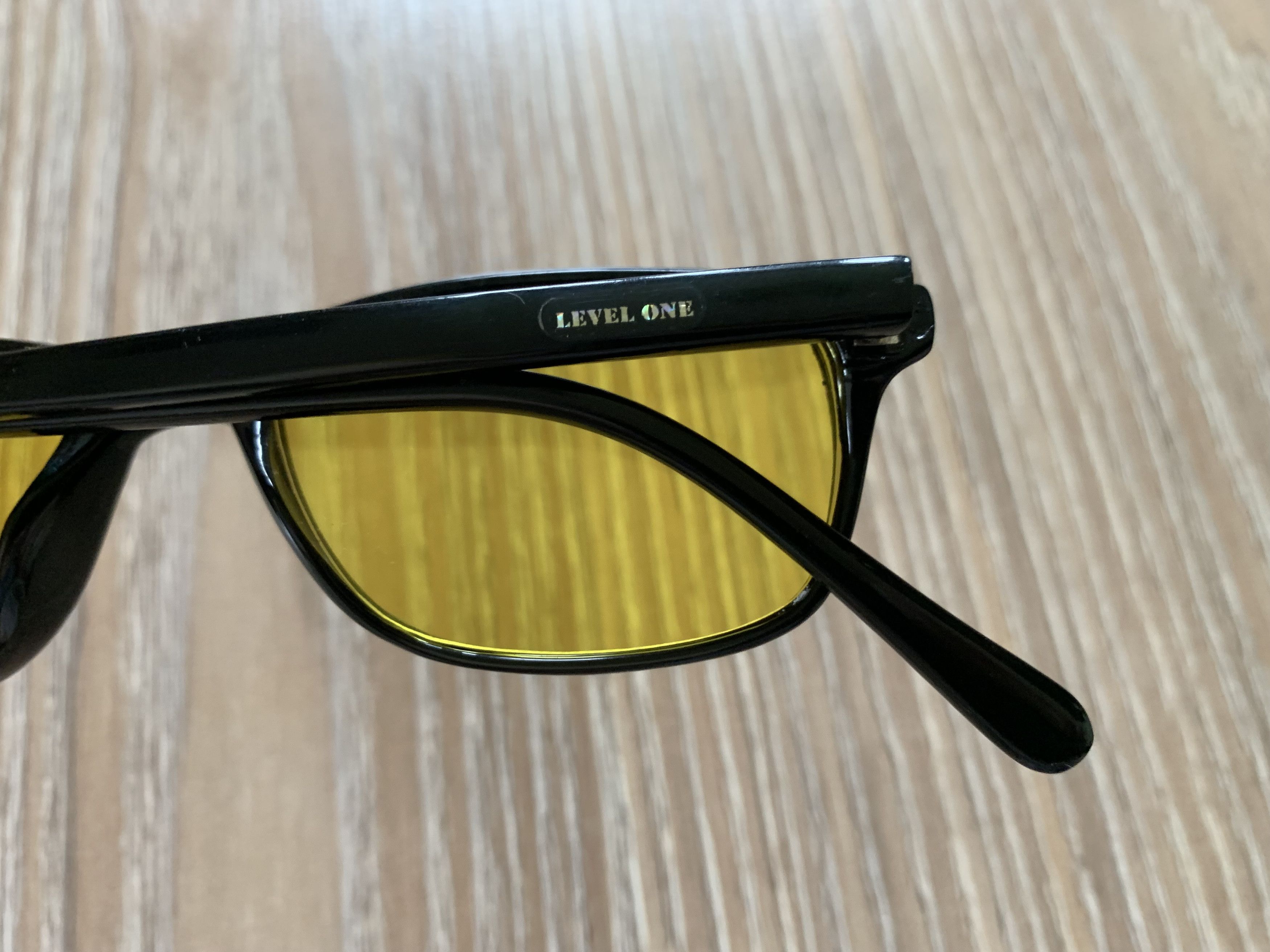 Designer Black Classic Level One Sunglasses L4049 Size ONE SIZE - 5 Thumbnail