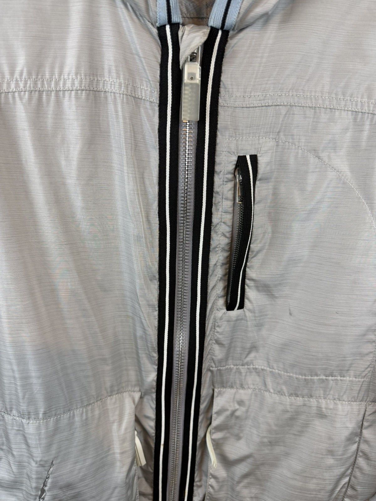 Givenchy Givenchy Lightweight Hooded Jacket - Grey Nylon - Authentic Size US L / EU 52-54 / 3 - 3 Thumbnail