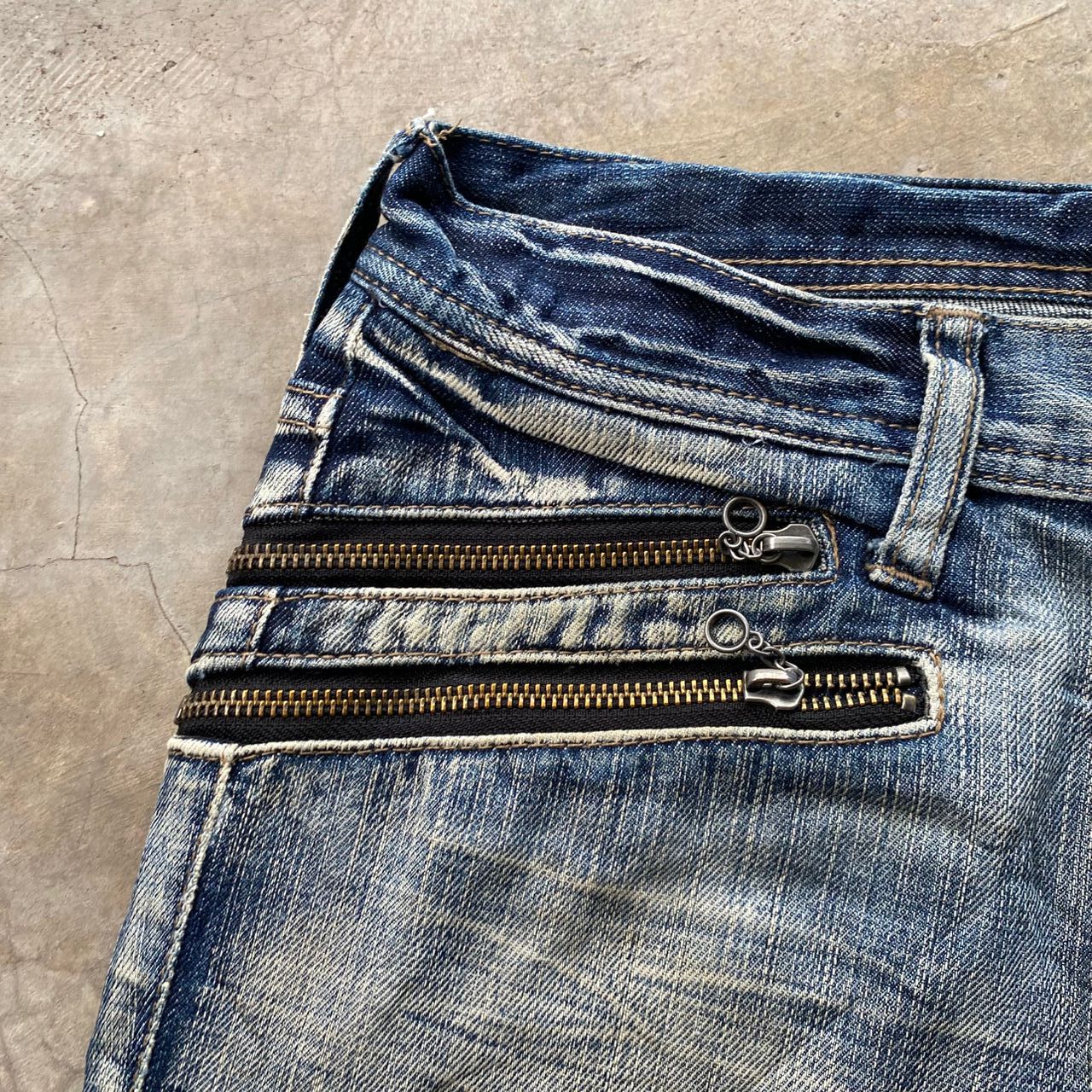 If Six Was Nine 💥Flare💥Vintage Edge Rupert Distressed Denim Size US 32 / EU 48 - 10 Thumbnail