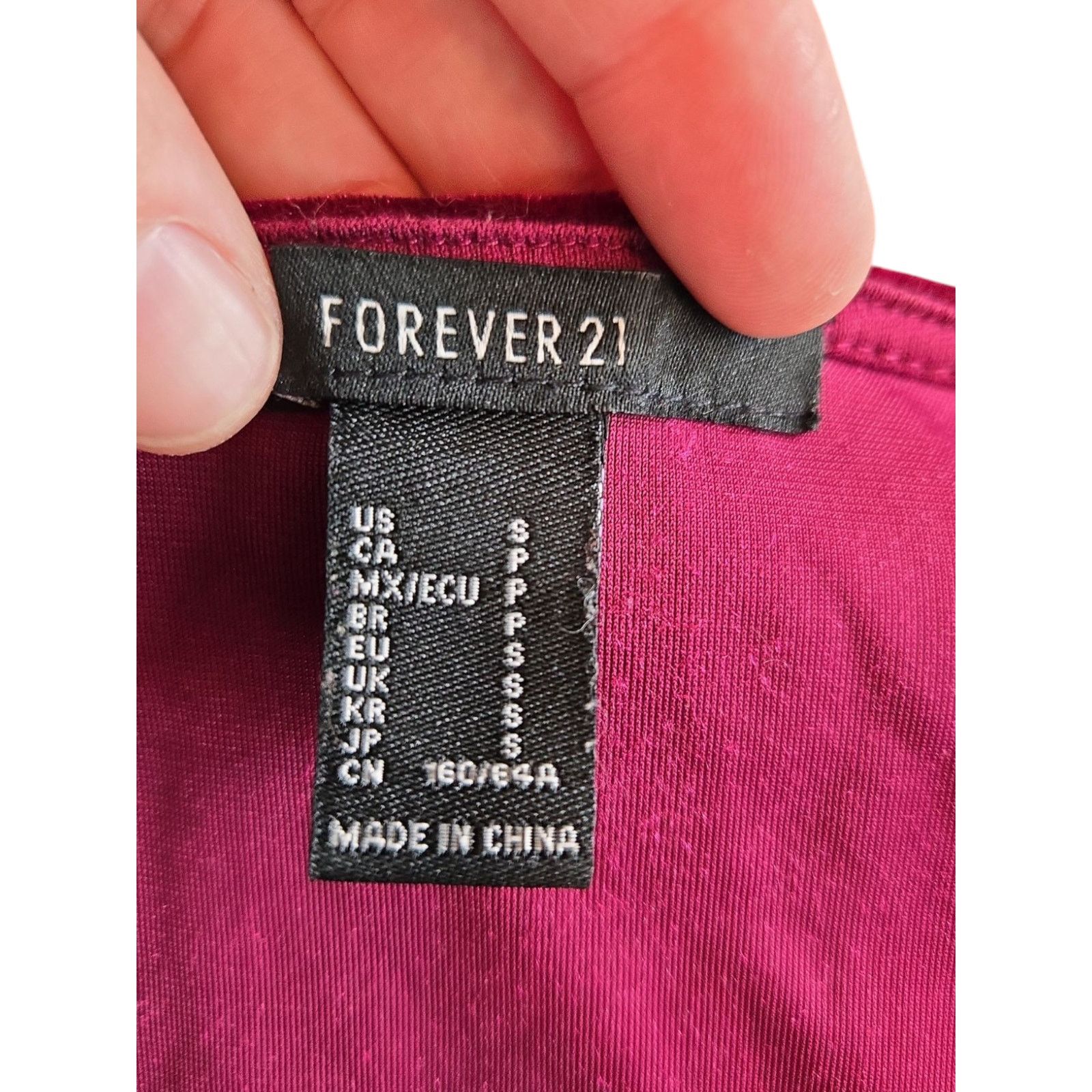 Forever 21 Forever 21 | Red Velvet Top with Sweatheart Neckline | Small Size S / US 4 / IT 40 - 2 Thumbnail