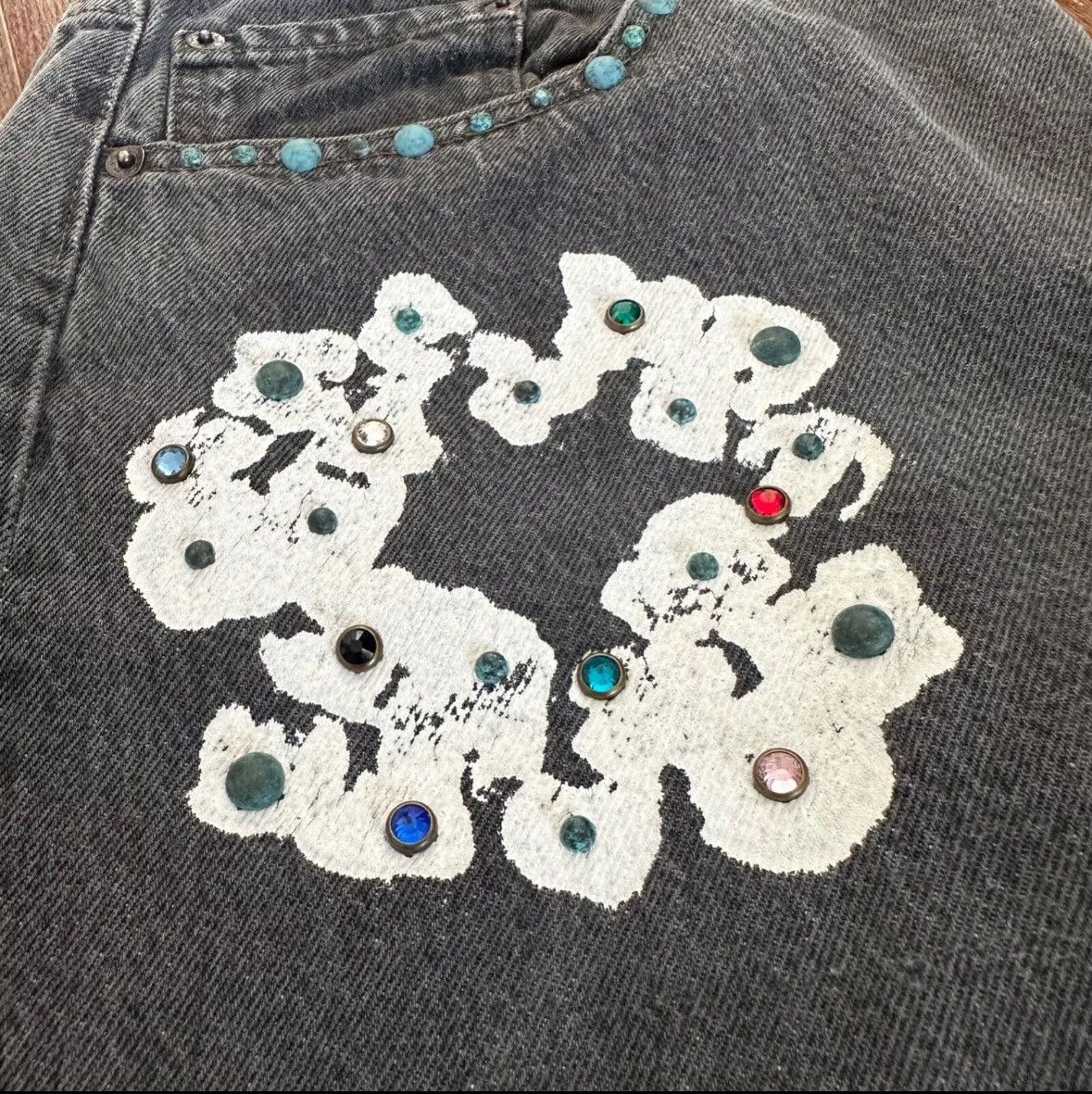 DENIM TEARS Denim Tears x Levi's 501 Cotton Rhinestone Wreath Jeans NWOT Size US 34 / EU 50 - 5 Thumbnail
