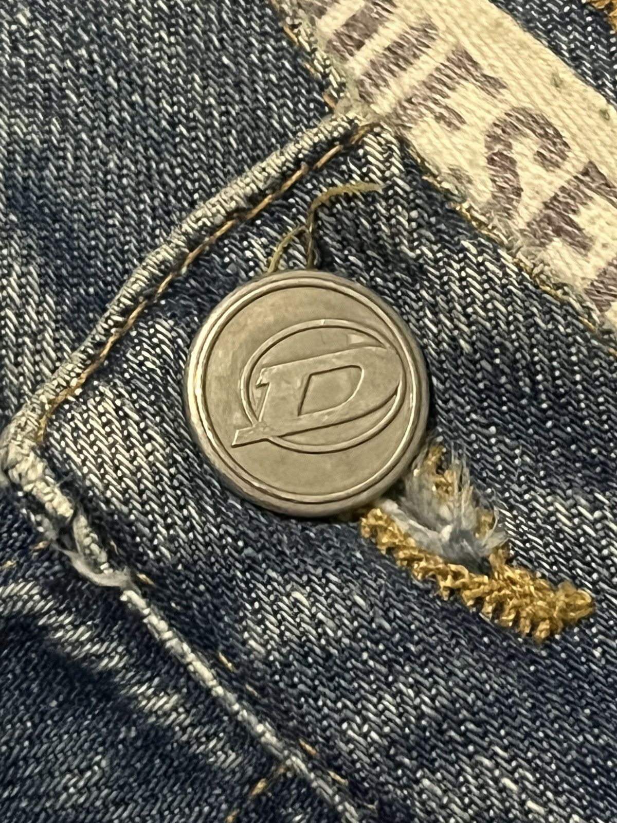 Diesel × Vintage ⚡️Flare⚡️Vintage Diesel “D” Button Fly Blue Washed Jeans Size US 32 / EU 48 - 7 Thumbnail
