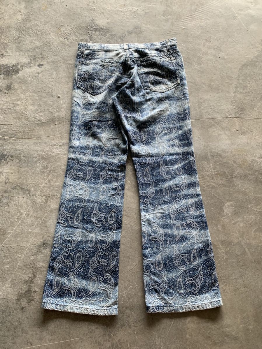 5351 POUR LES HOMMES insane 5351 pour les hommes Flared washed paisley jeans Size US 29 - 2 Thumbnail