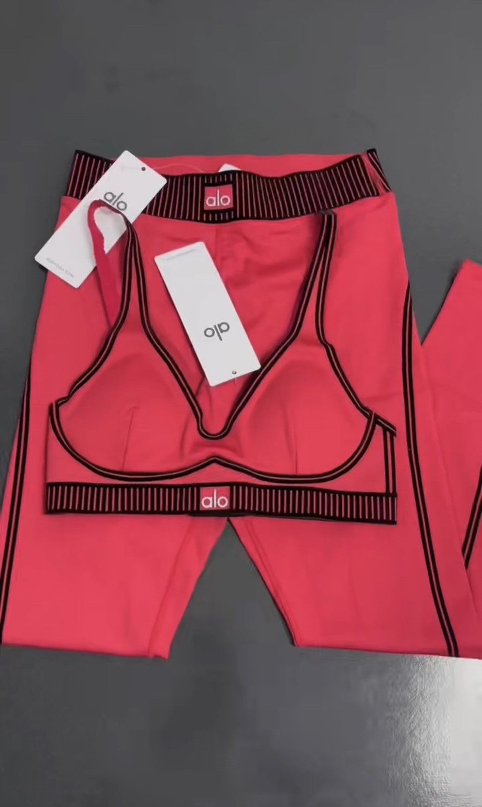 Alo Yoga Alo Size S / US 4 / IT 40 - 1 Preview