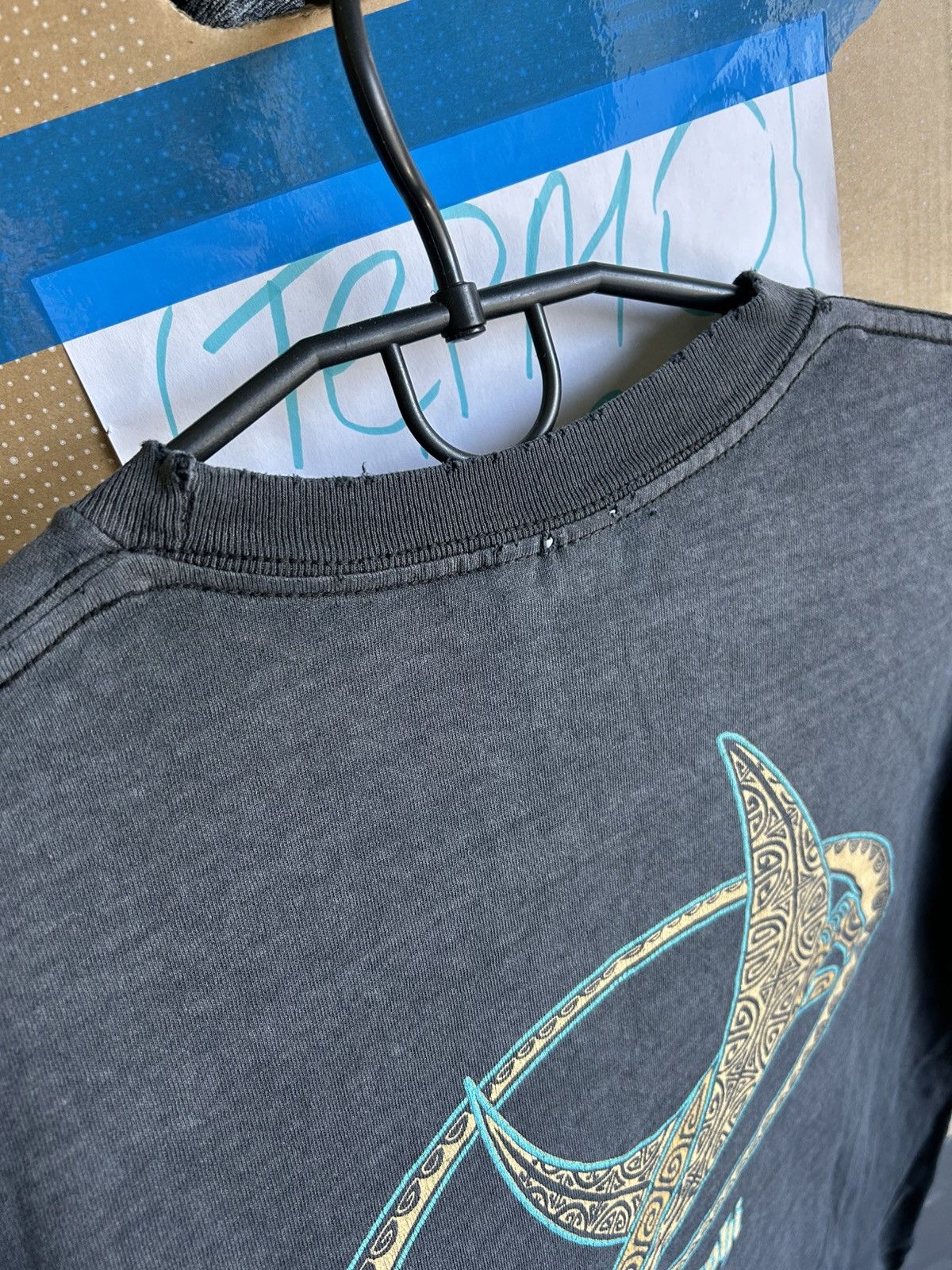 Vintage Vintage Merch Bora Bora 80s Art Men’s Faded T-shirt Size M Size US M / EU 48-50 / 2 - 8 Thumbnail