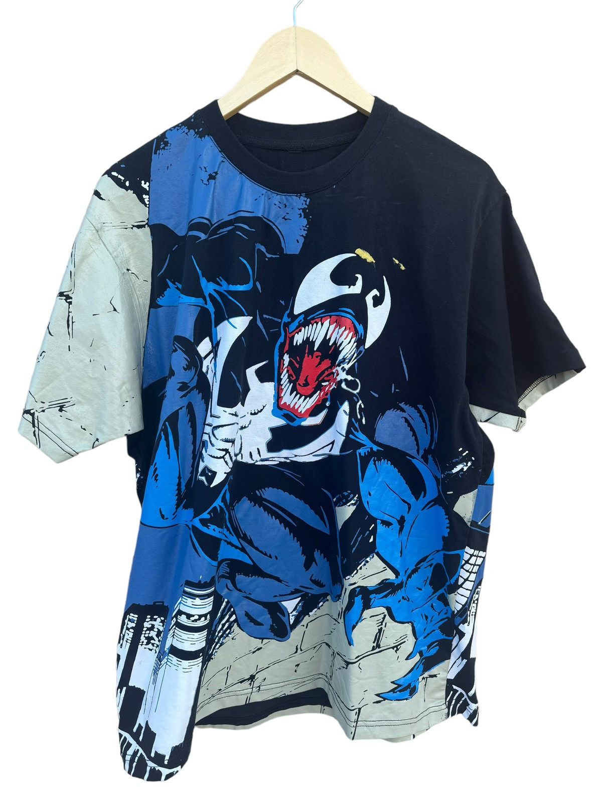 image of Venom Lethal Protector Venom Tee Spider-Man Carnage, Men's (Size XL)