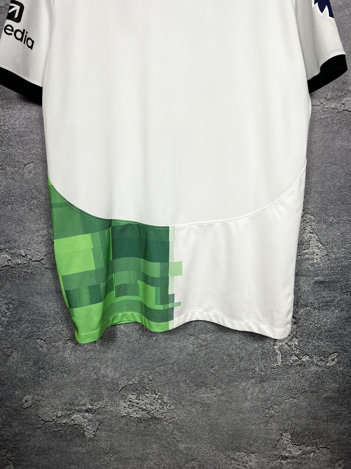 Nike Nike Liverpool 2023/24 Away Jersey T-shirt Size Xl Size US XL / EU 56 / 4 - 15 Thumbnail