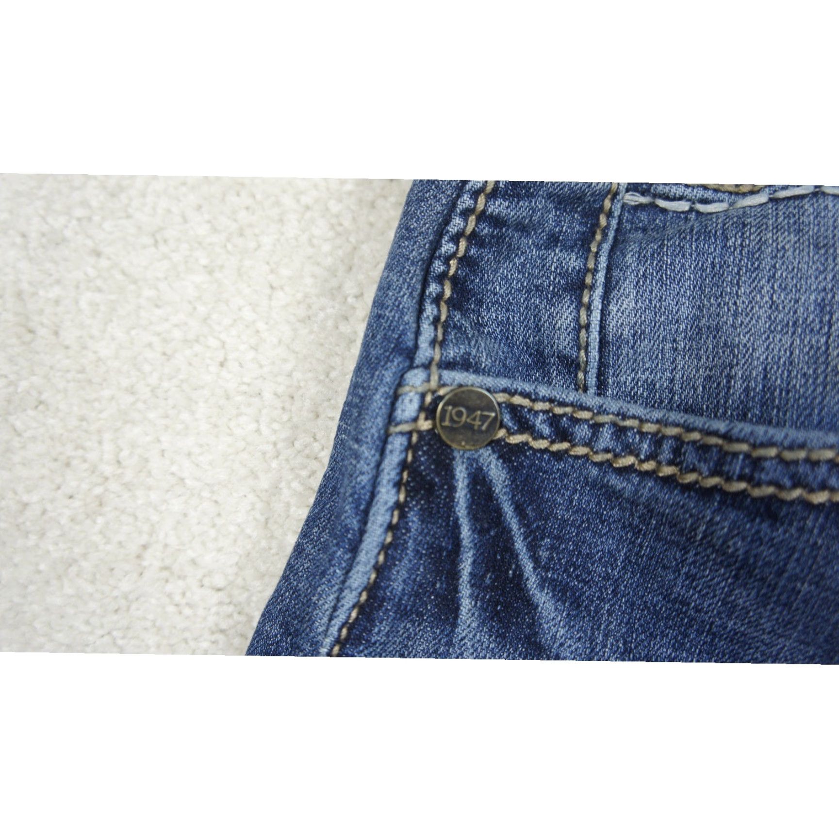 Wrangler Wrangler Jeans Slim Boot Cut Blue Denim 29x32 1947 Collection Mens Jeans Slim Fit Long Sleeve? Size US 29 - 4 Thumbnail