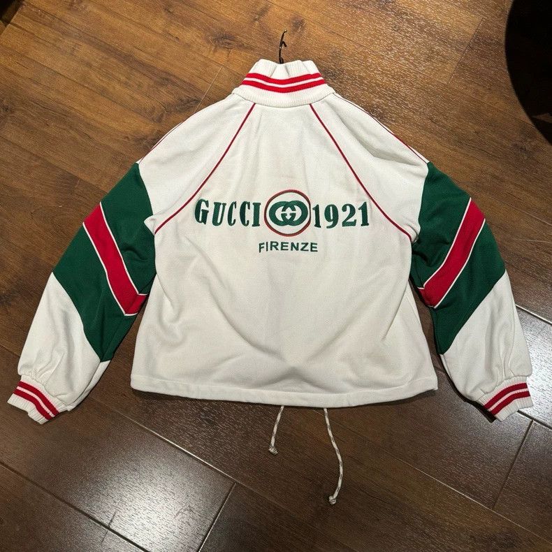 Gucci Gucci White front and back logo embroidered red and green Size US M / EU 48-50 / 2 - 2 Thumbnail