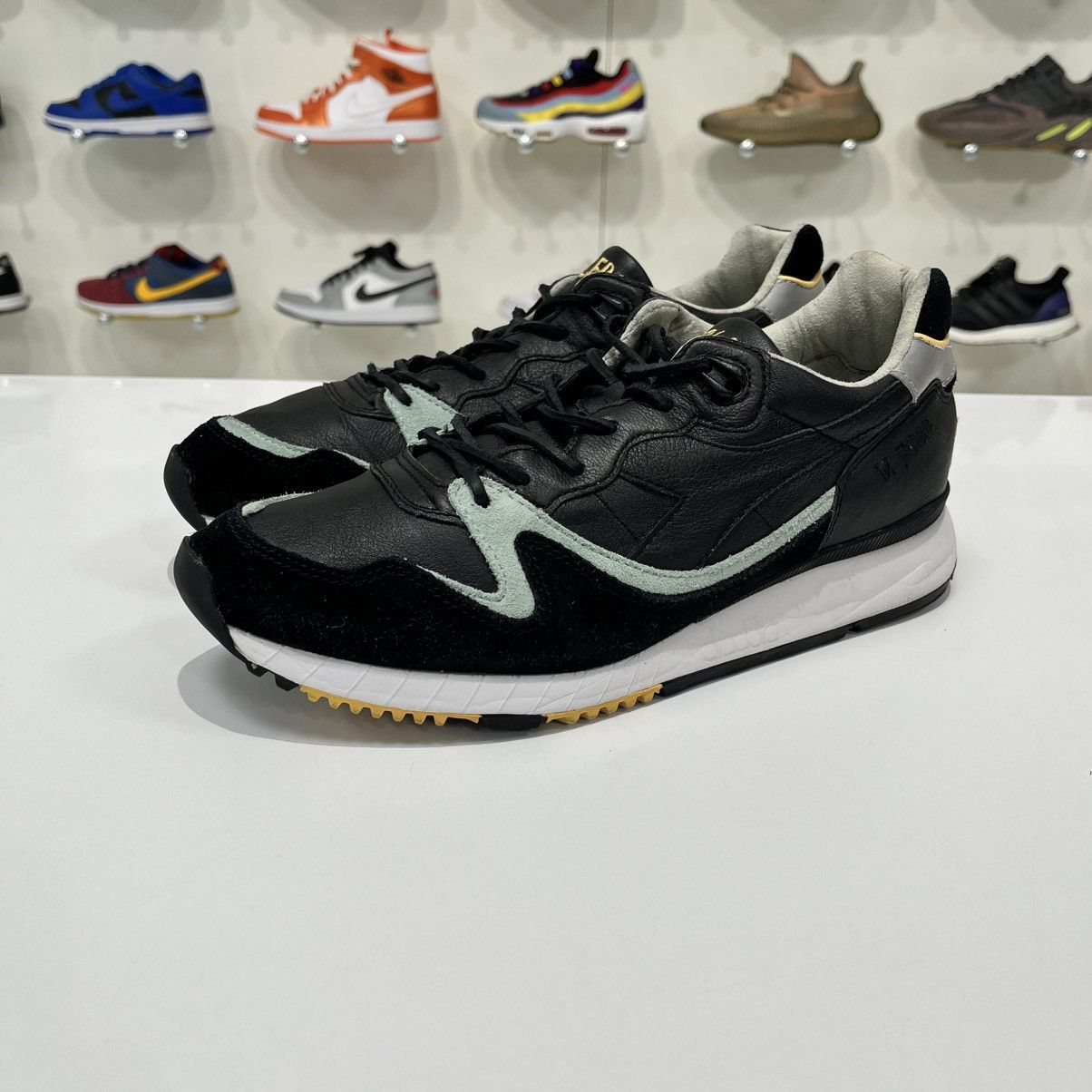 Diadora Diadora V7000 Solebox Azzurro Size US 9 / EU 42 - 2 Thumbnail