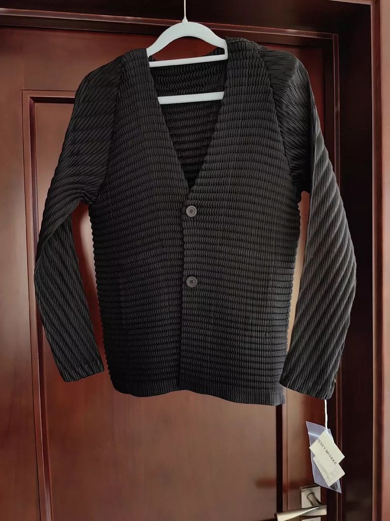 Issey Miyake Issey Miyake V-Neck Button Cardigan Coat- dmc Size US M / EU 48-50 / 2 - 1 Thumbnail