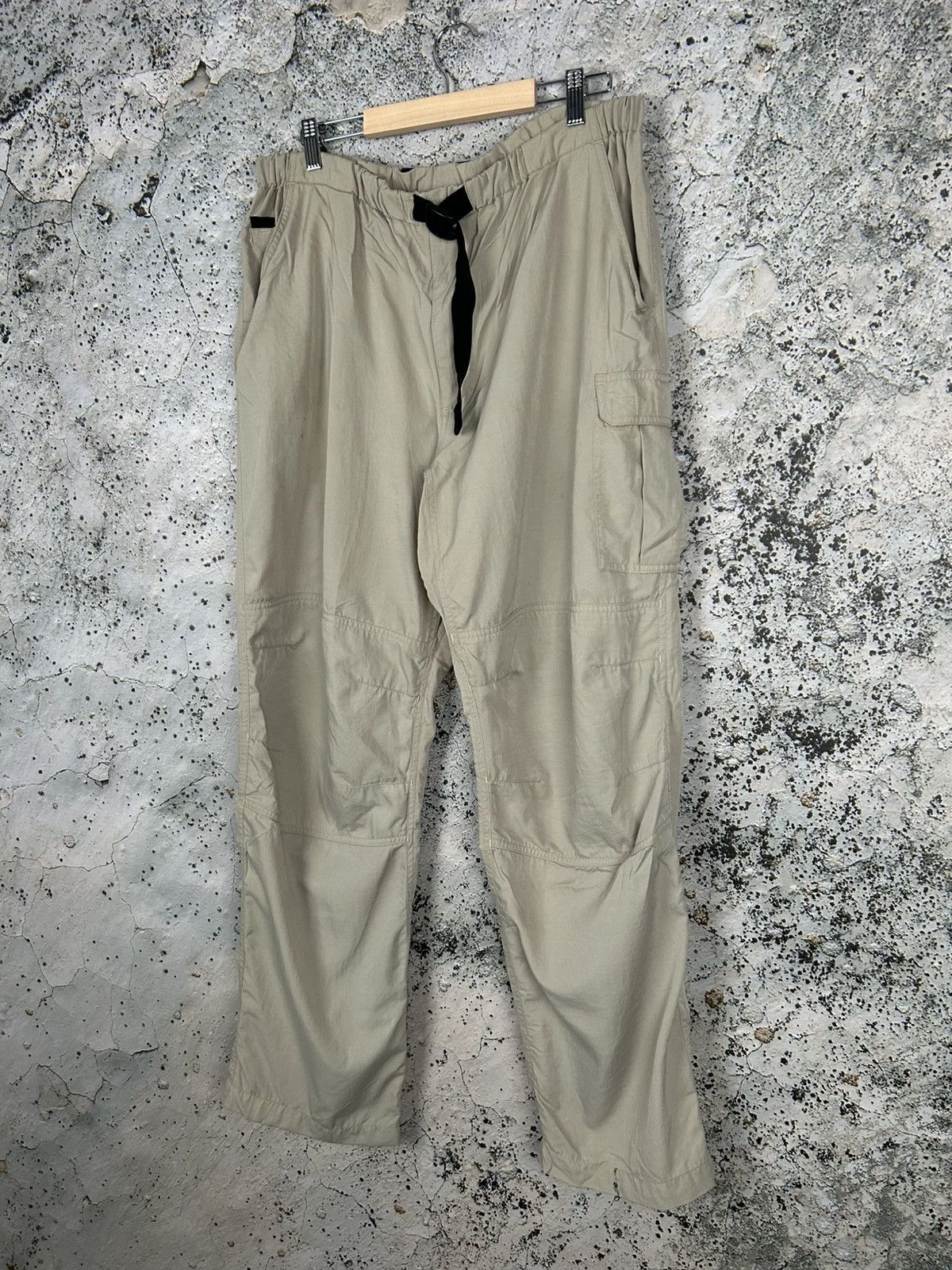 The North Face Vintage The North Face Outdoor Streetwear Pants 90s Y2K Size US 34 / EU 50 - 2 Thumbnail
