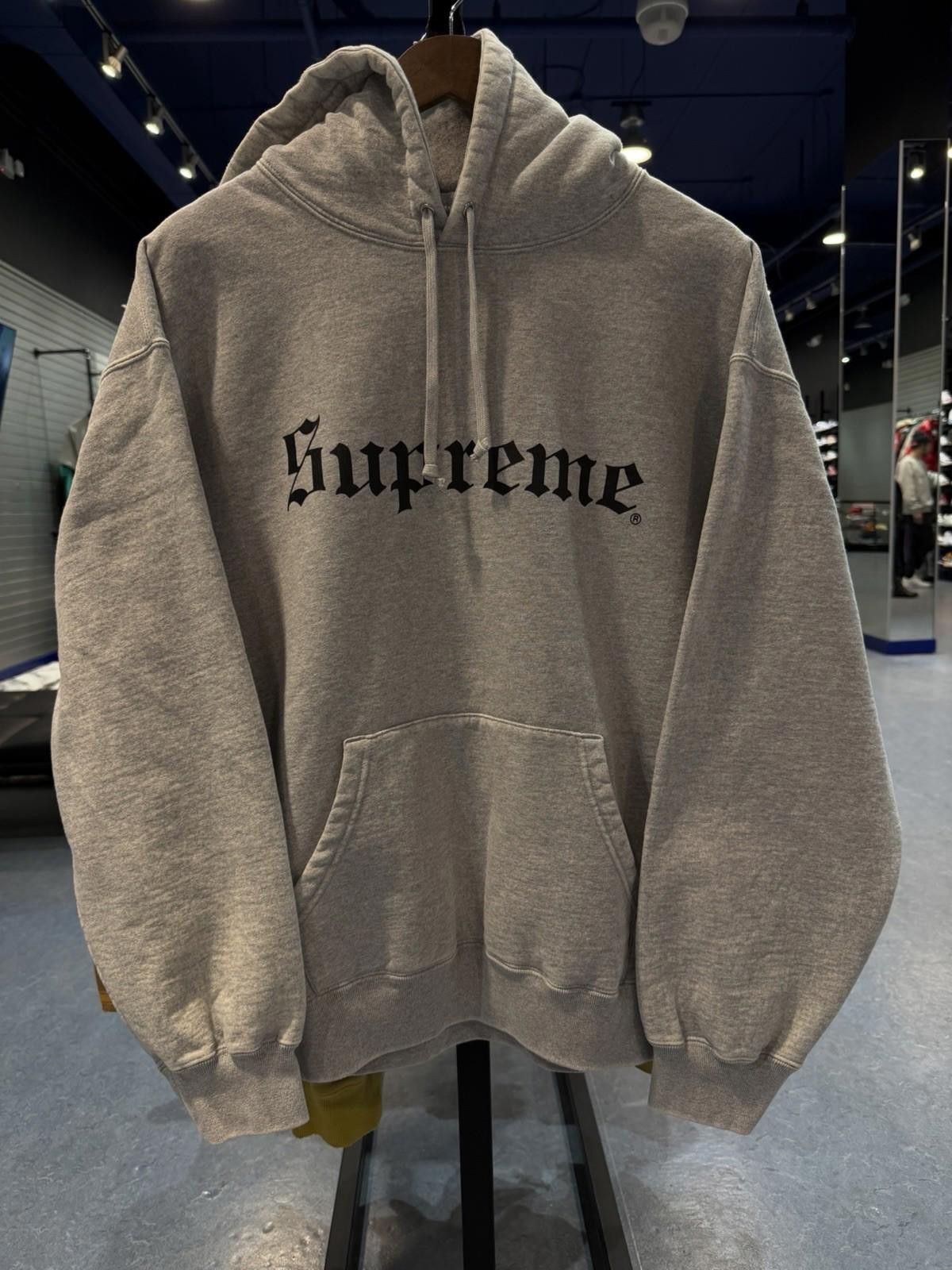 Supreme Supreme Washed Old English Hooded Sweatshirt FW25 GREY LARGE Size US L / EU 52-54 / 3 - 5 Thumbnail