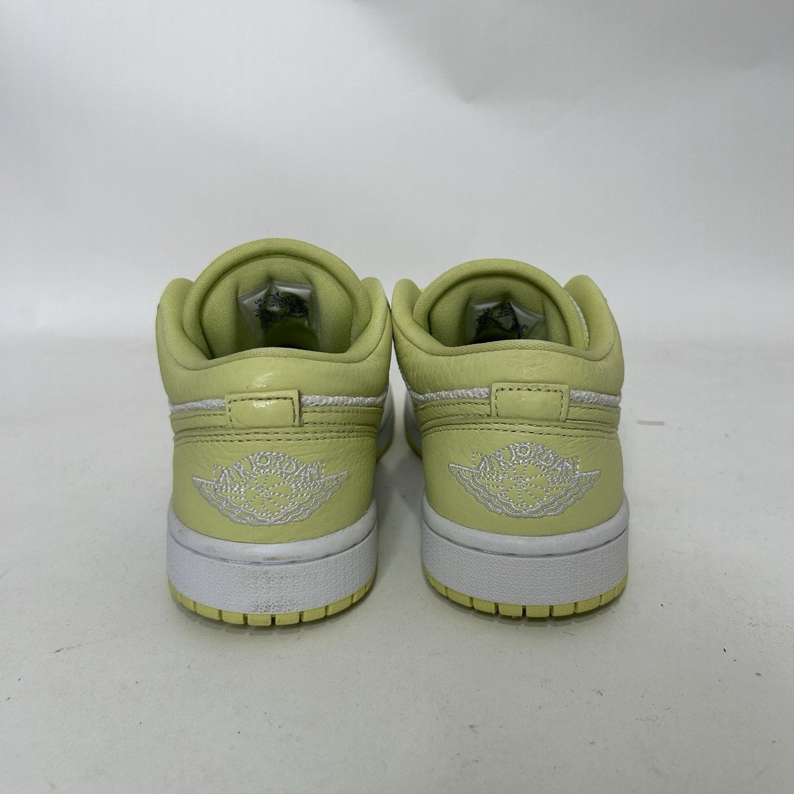 Jordan Brand Nike Air Jordan 1 Low SE WMNS “Limelight/White Light Green” Size US 6 / IT 36 - 5 Thumbnail