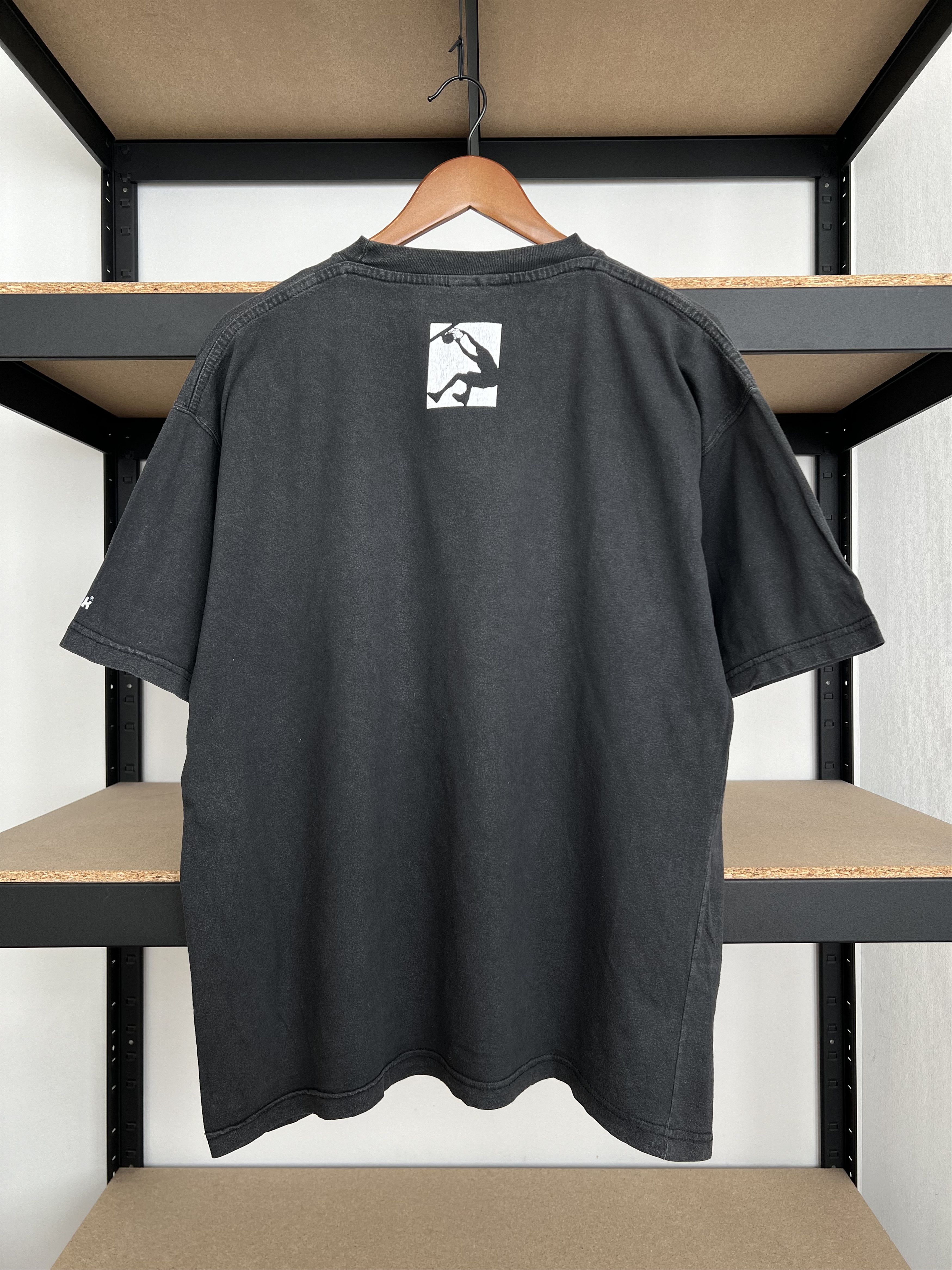Reebok Vintage 90s Shaquille O'Neal Shaq Reebok NBA Black T-shirt Size US XL / EU 56 / 4 - 4 Thumbnail