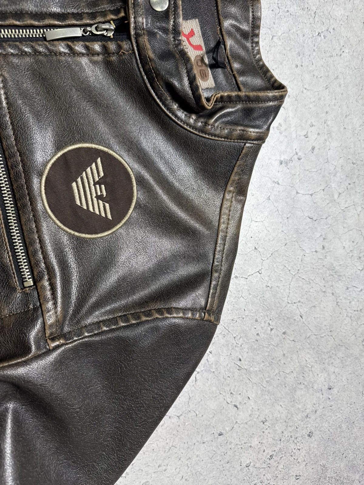 Emporio Armani Armani Jeans Vintage Leather Jacket Big Logo Brown Size US L / EU 52-54 / 3 - 5 Thumbnail
