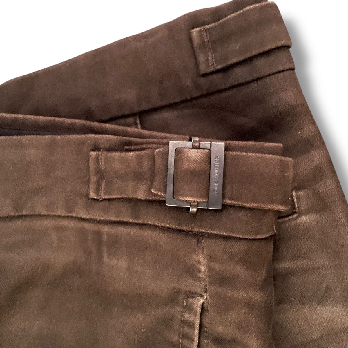 Louis Vuitton VINTAGE Louis Vuitton Brown Side-belted Chino Pants Size US 35 - 10 Thumbnail