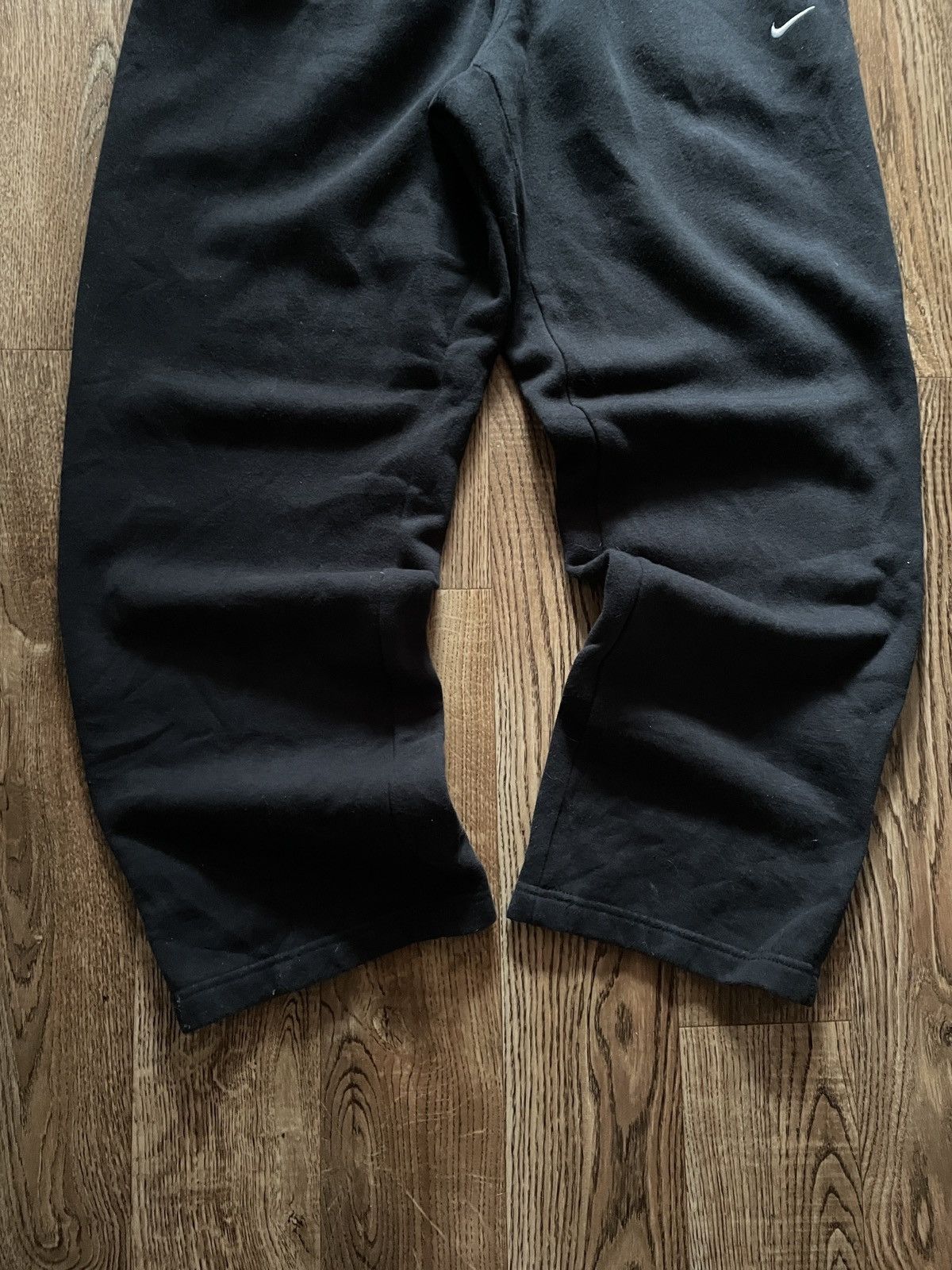 Nike Y2K Vintage Nike Track Pants Swoosh sweat pants Size US 32 / EU 48 - 4 Thumbnail