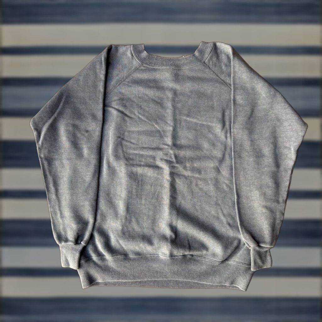Hanes VINTAGE Hanes Sweatshirt Crewneck Gray Large 50/50 USA Men All Seasons Crew Neck Pullover Sweatshirt Size US L / EU 52-54 / 3 - 1 Thumbnail