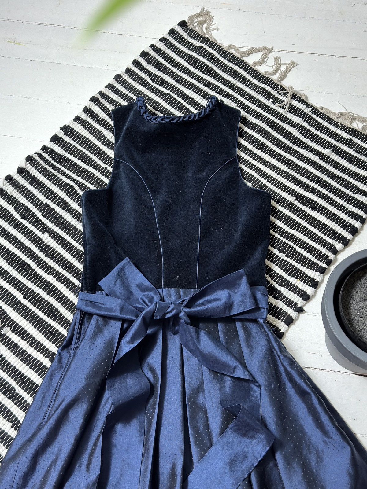 Hugo Boss × Vintage VINTAGE HUGO BOSS AVANT GARDE MIDI DRESS Size XS / US 0-2 / IT 36-38 - 9 Thumbnail