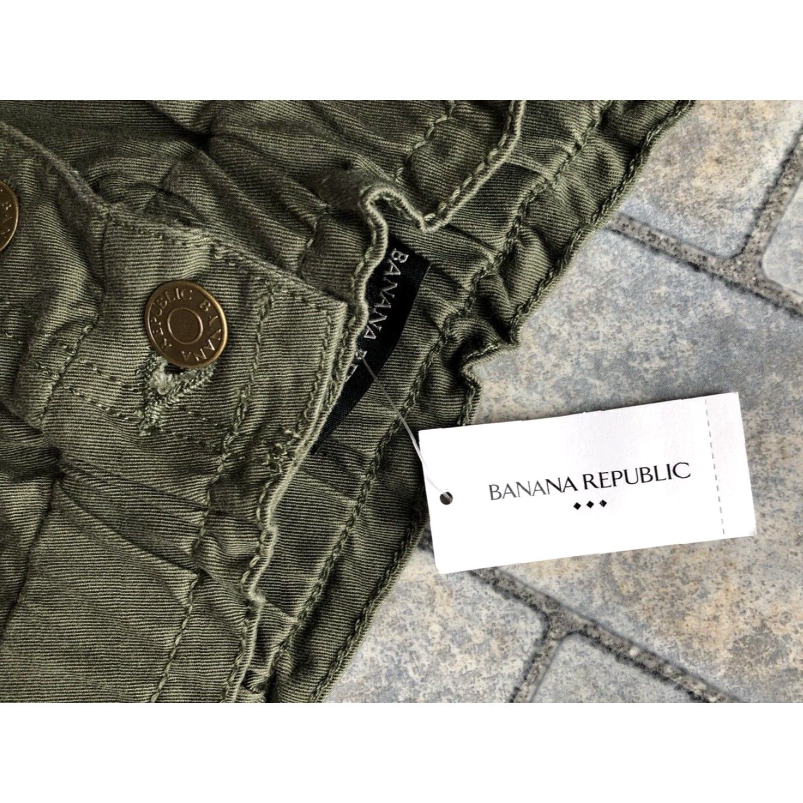 Banana Republic VINTAGE Banana Republic Shorts Women's 12 Green Cotton Spandex Viscose Button Pockets 90s Hipster Preppy Designer Outdoor Summer Fall Spring Womens Size 34" / US 12 / IT 48 - 5 Thumbnail