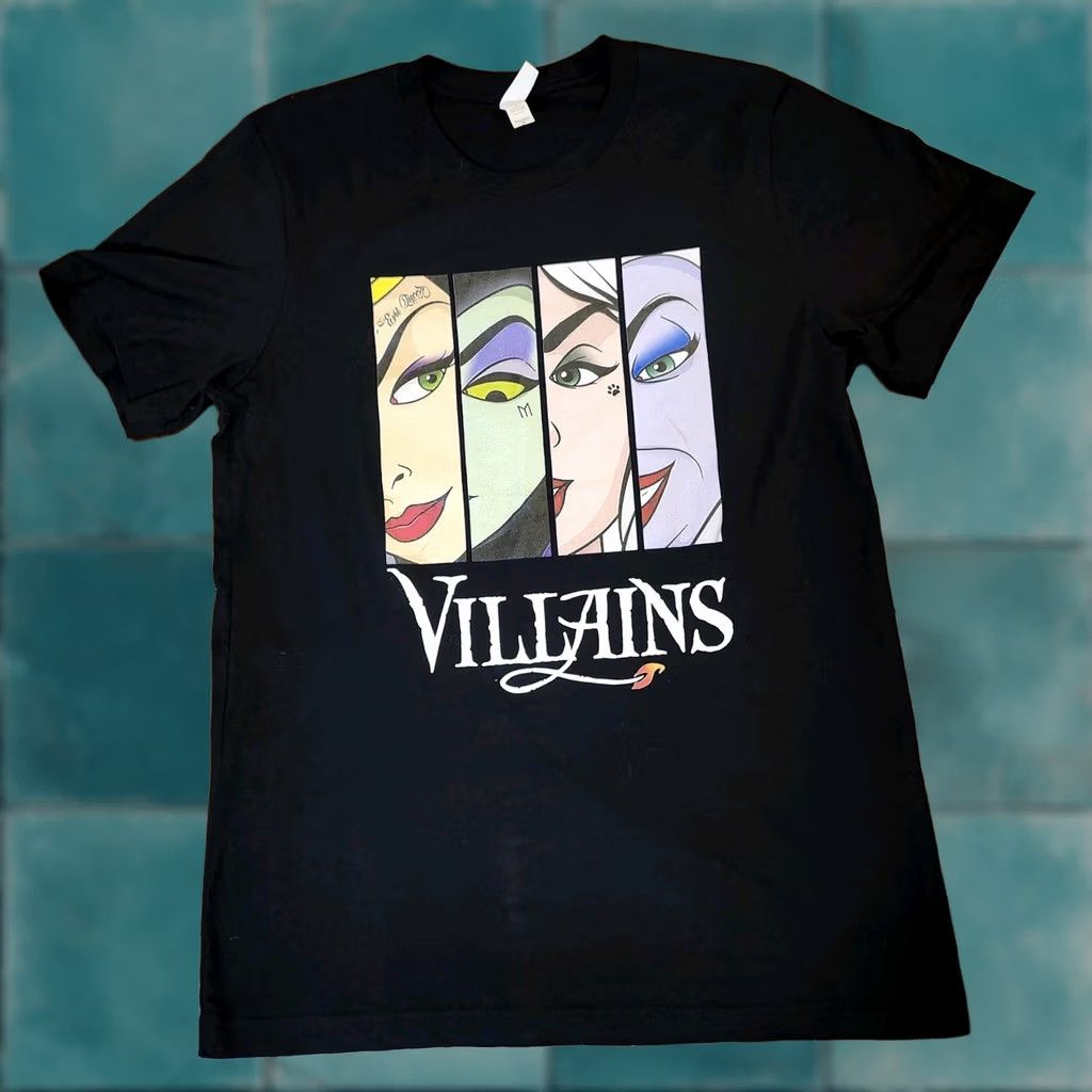 Disney Disney Villains Womens Black T-Shirt M Maleficent Cruella Ursula Evil Queen Canvas Cartoon Disney Villains Cap Sleeve Size M / US 6-8 / IT 42-44 - 1 Thumbnail