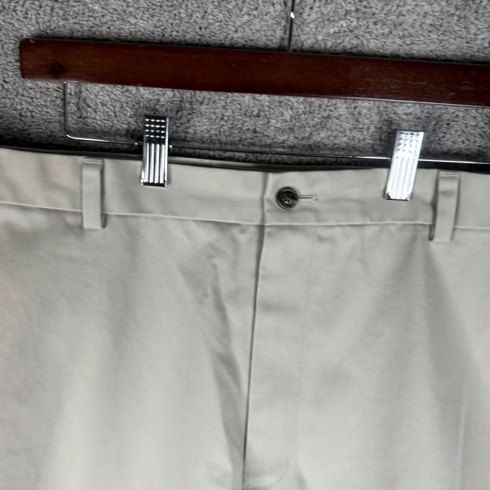 Brooks Brothers Brooks Brothers Clark Fit Advantage Chino Pants Mens 42x30 Khaki Beige Flat Front Flat Front Line Chino Pants Men Size US 42 / EU 58 - 4 Thumbnail
