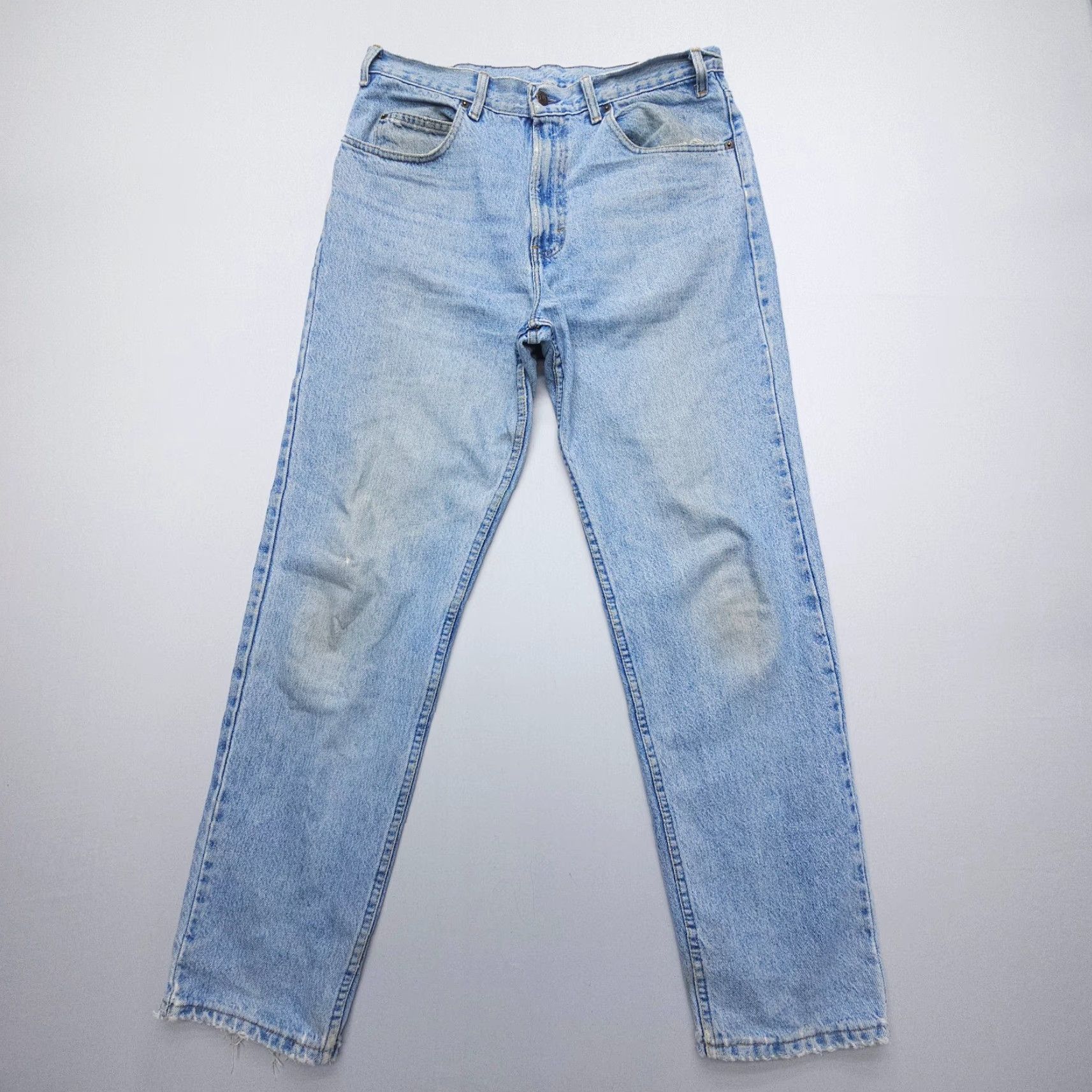 Gap VINTAGE Gap USA Made Easy Fit Jeans Mens 36 x 32 Light Wash Tapered Rigid 90s 5-Pocket Denim Blue 90s Mens Jeans Size US 36 / EU 52 - 2 Thumbnail